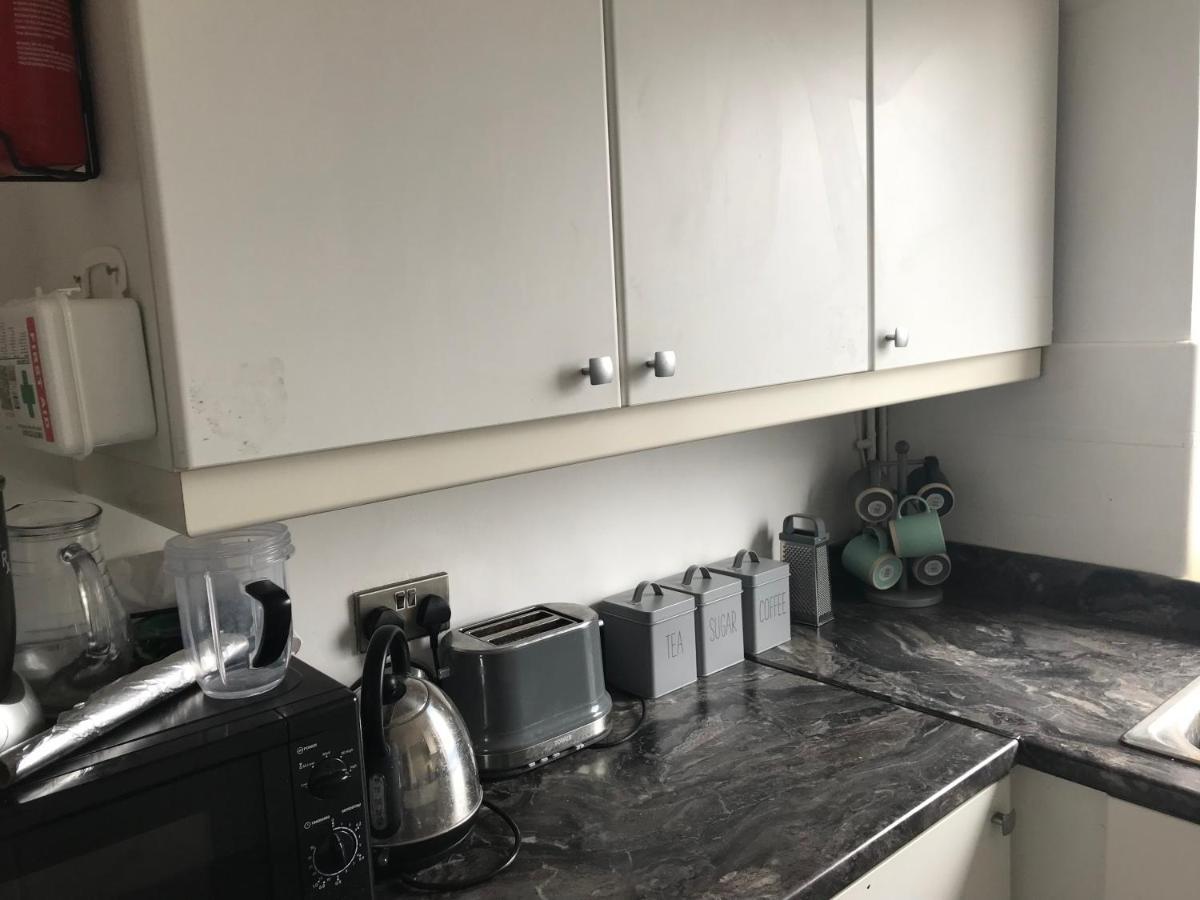 4 Bedroom Property Which Sleeps 8 Very Close To The Harry Potter Studio And Watford Junction מראה חיצוני תמונה
