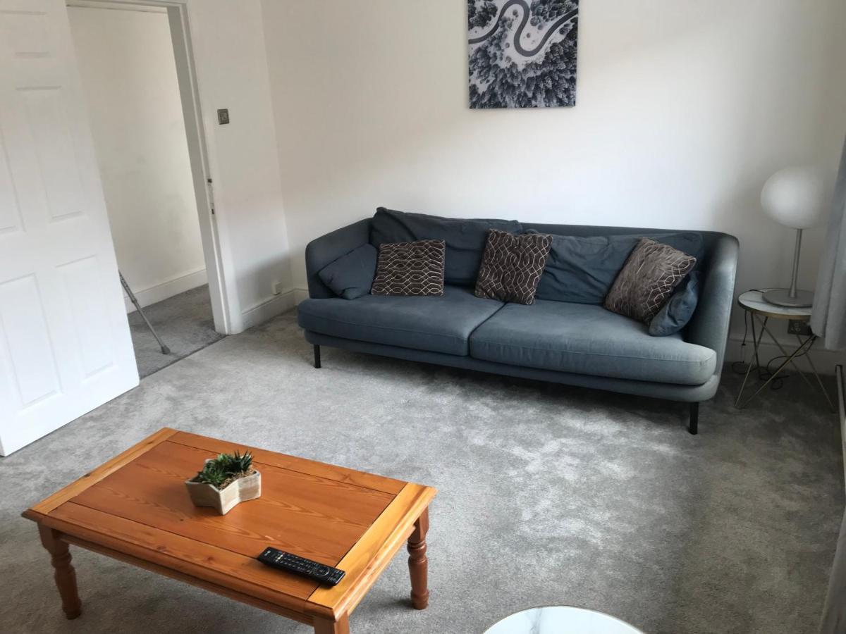 4 Bedroom Property Which Sleeps 8 Very Close To The Harry Potter Studio And Watford Junction מראה חיצוני תמונה